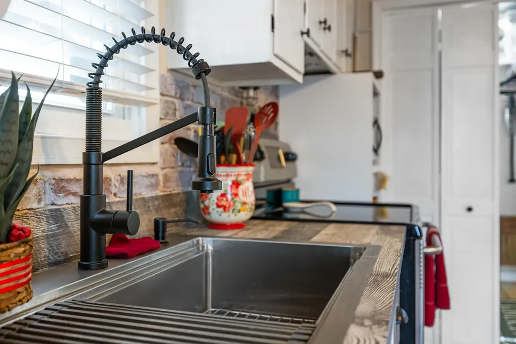 955 Entry School Road Fishersville VA 22939