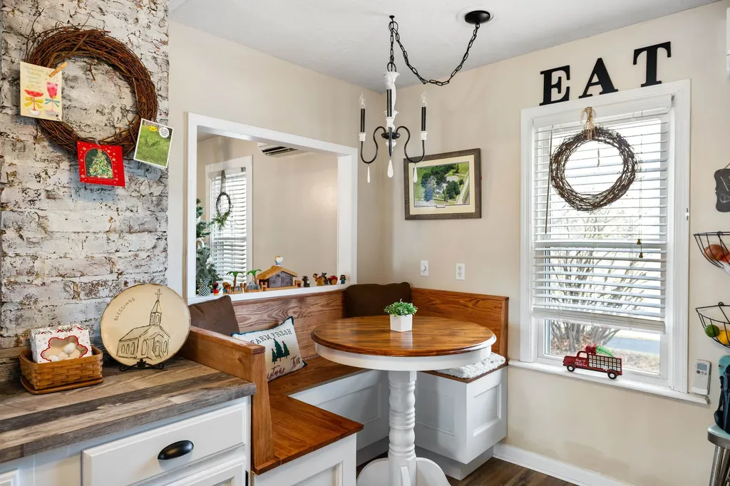 955 Entry School Road Fishersville VA 22939