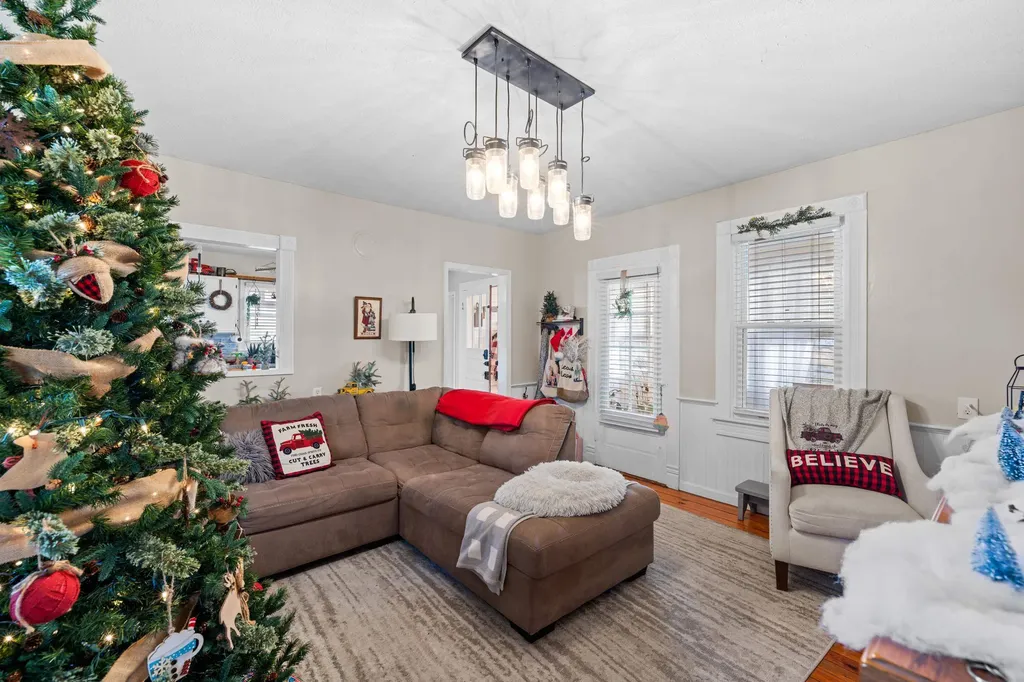 955 Entry School Road Fishersville VA 22939