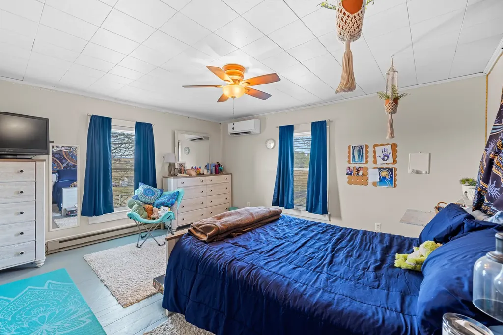 955 Entry School Road Fishersville VA 22939