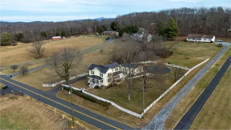 955 Entry School Road Fishersville VA 22939