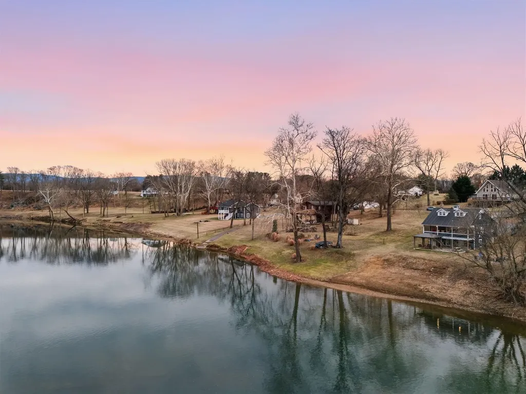 3635 Riverbend Drive Elkton VA 22827