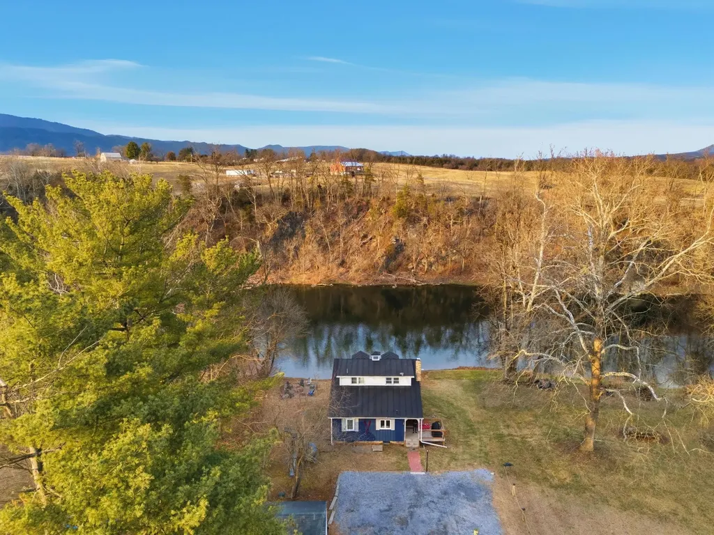 3635 Riverbend Drive Elkton VA 22827