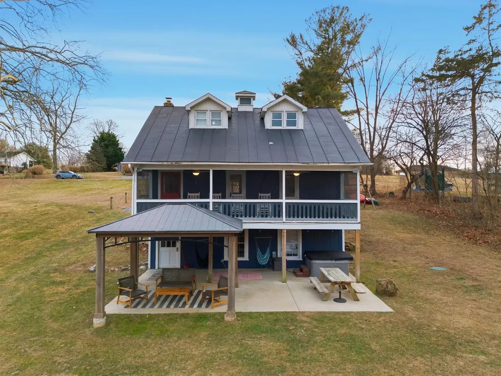 3635 Riverbend Drive Elkton VA 22827