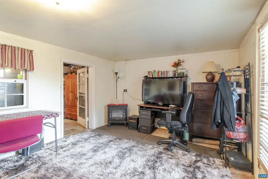 908 Rockland Avenue Charlottesville VA 22902