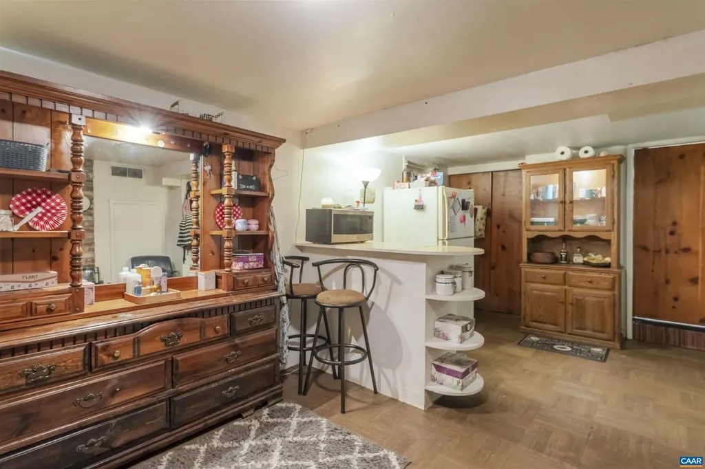 908 Rockland Avenue Charlottesville VA 22902