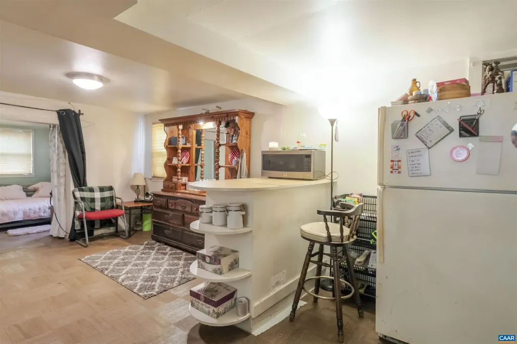 908 Rockland Avenue Charlottesville VA 22902