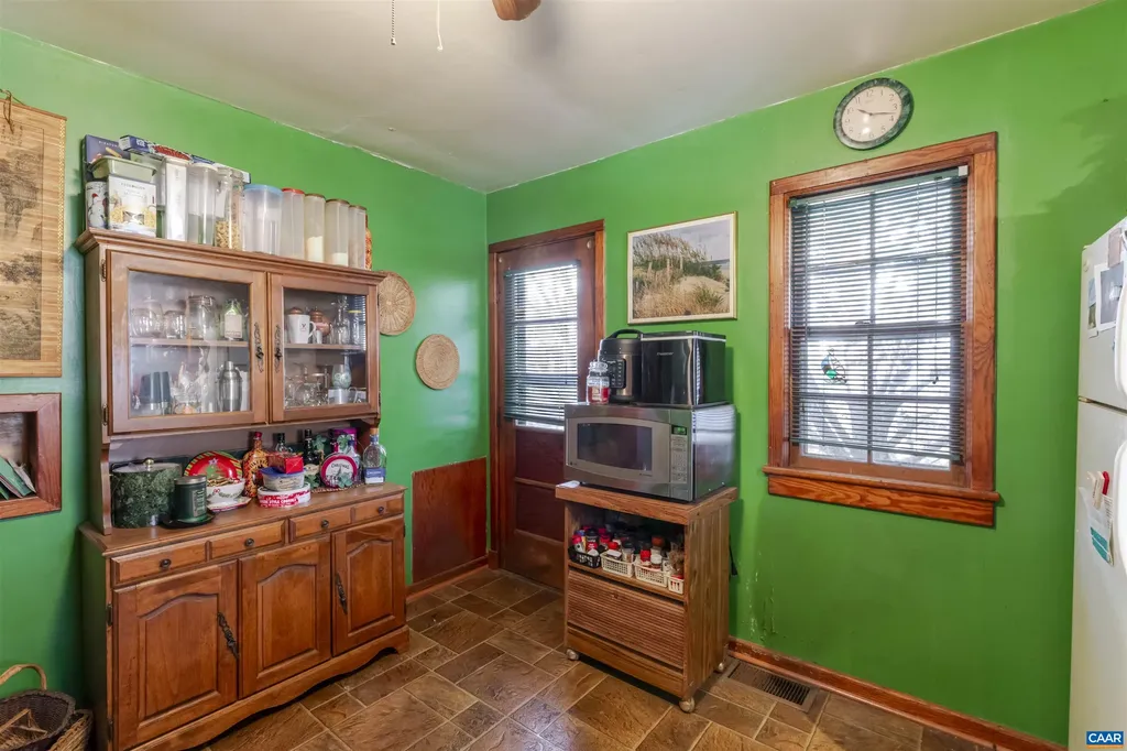 908 Rockland Avenue Charlottesville VA 22902