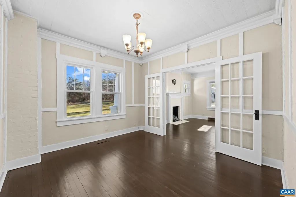 1503 Central Plains Road Palmyra VA 22963