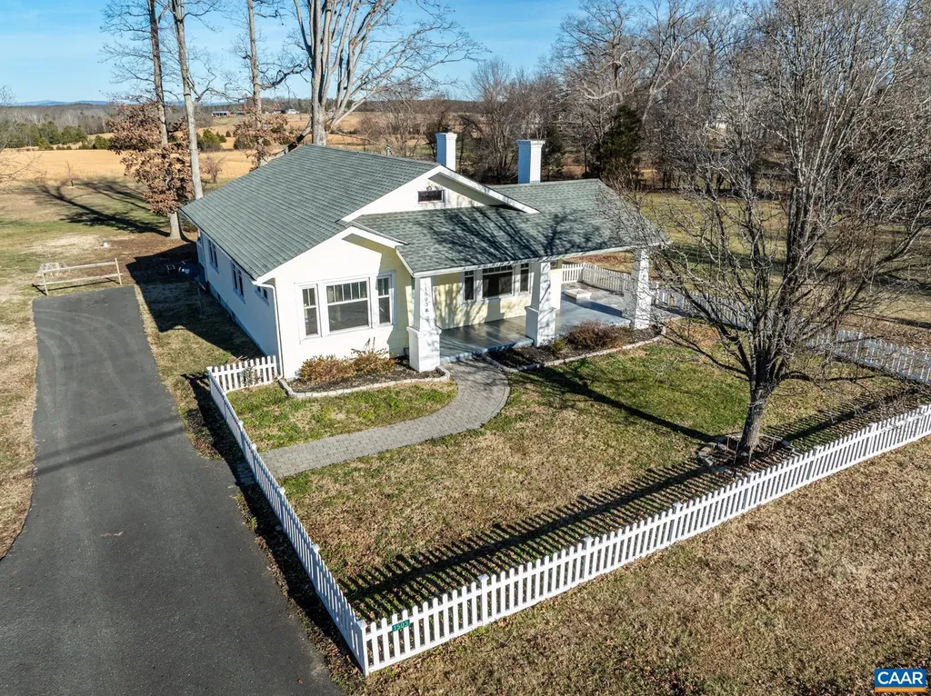 1503 Central Plains Road Palmyra VA 22963