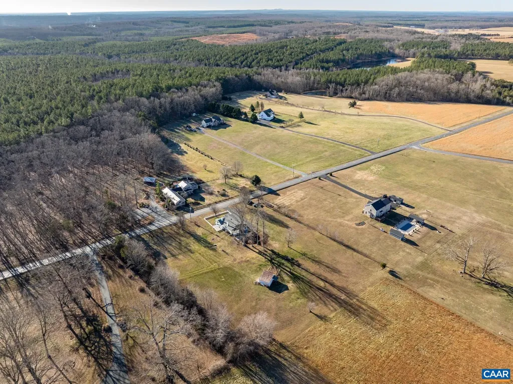 1503 Central Plains Road Palmyra VA 22963