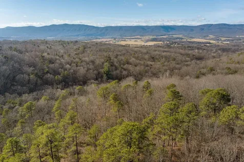 755 Wildwood Lane Shenandoah VA 22849