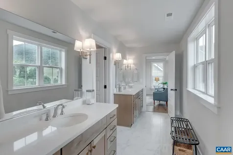 3073 Farrow Circle Charlottesville VA 22901