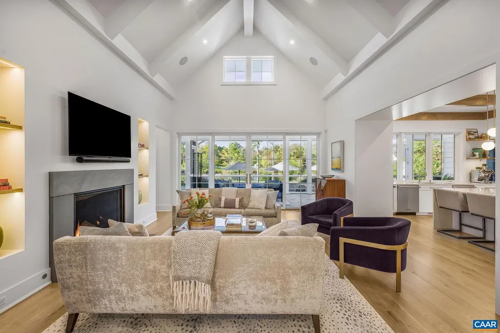 2775 Palmer Drive Keswick VA 22947