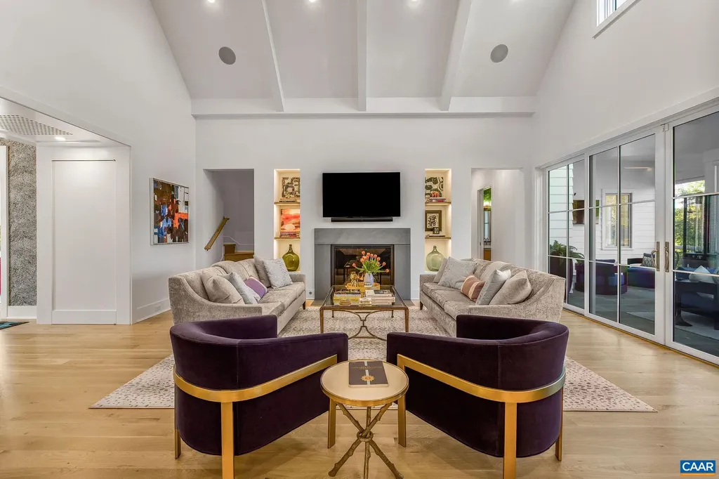 2775 Palmer Drive Keswick VA 22947