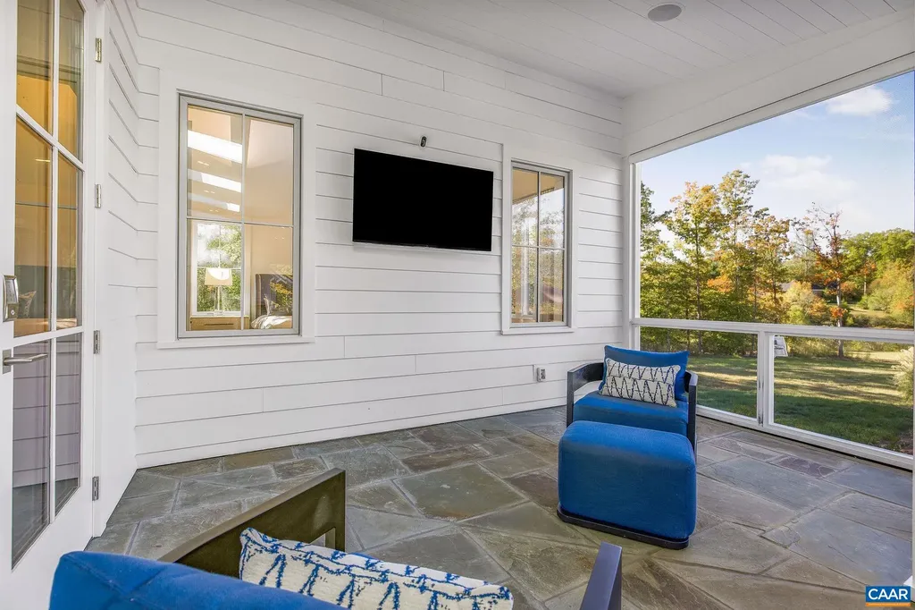 2775 Palmer Drive Keswick VA 22947