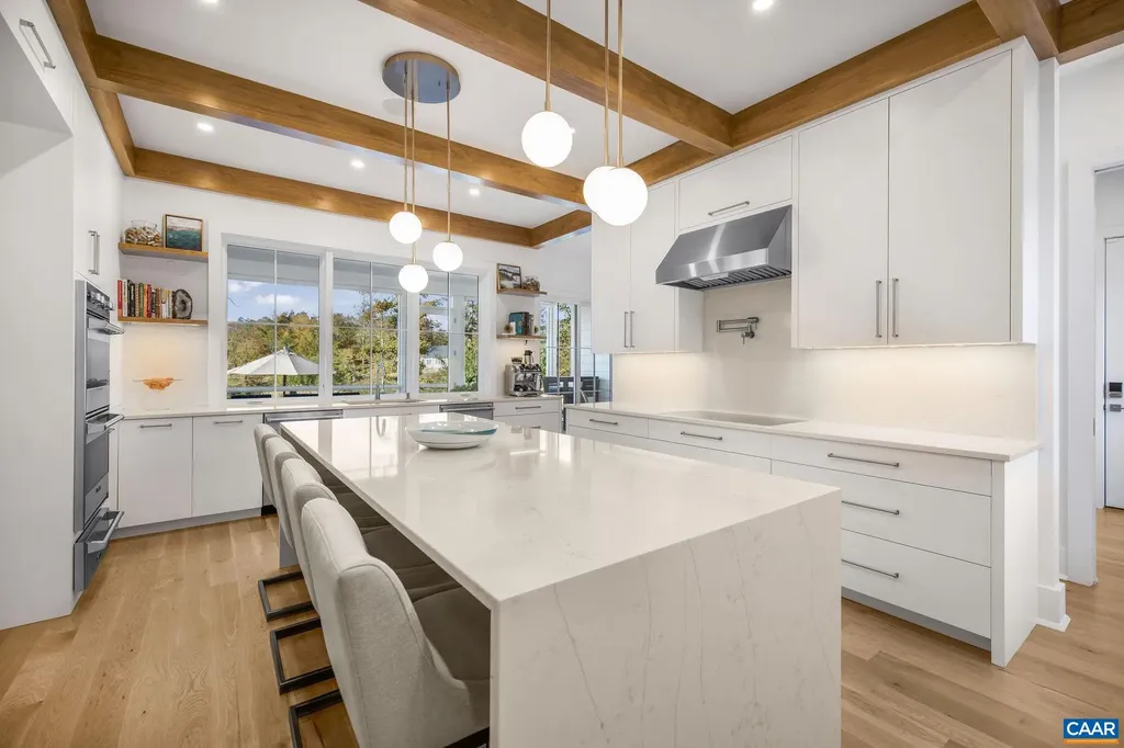 2775 Palmer Drive Keswick VA 22947