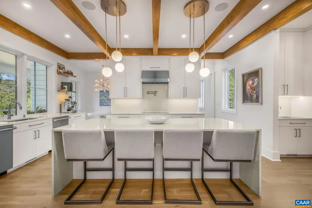 2775 Palmer Drive Keswick VA 22947