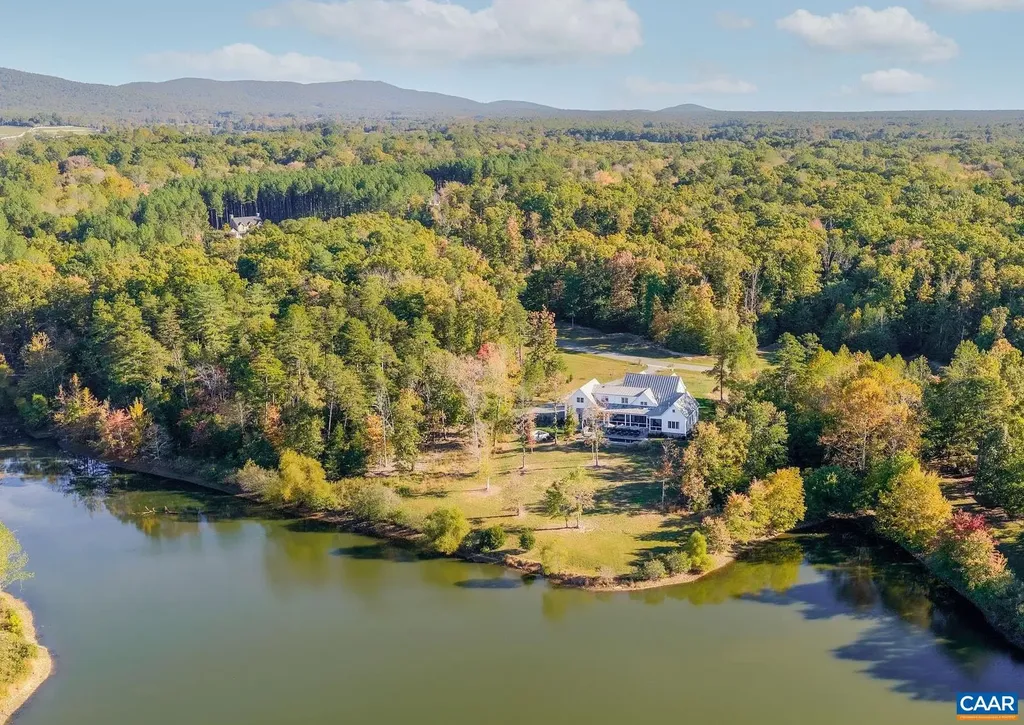 2775 Palmer Drive Keswick VA 22947