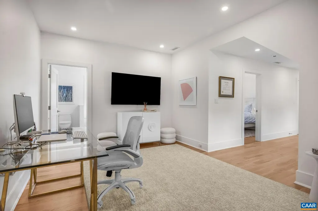 2775 Palmer Drive Keswick VA 22947