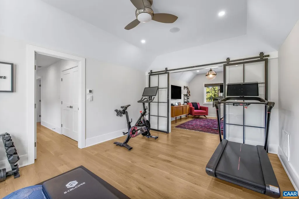 2775 Palmer Drive Keswick VA 22947