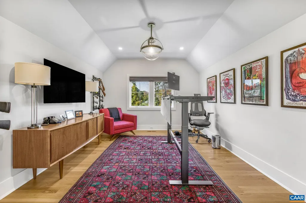 2775 Palmer Drive Keswick VA 22947