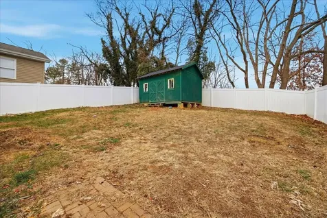 626 B Street Staunton VA 24401