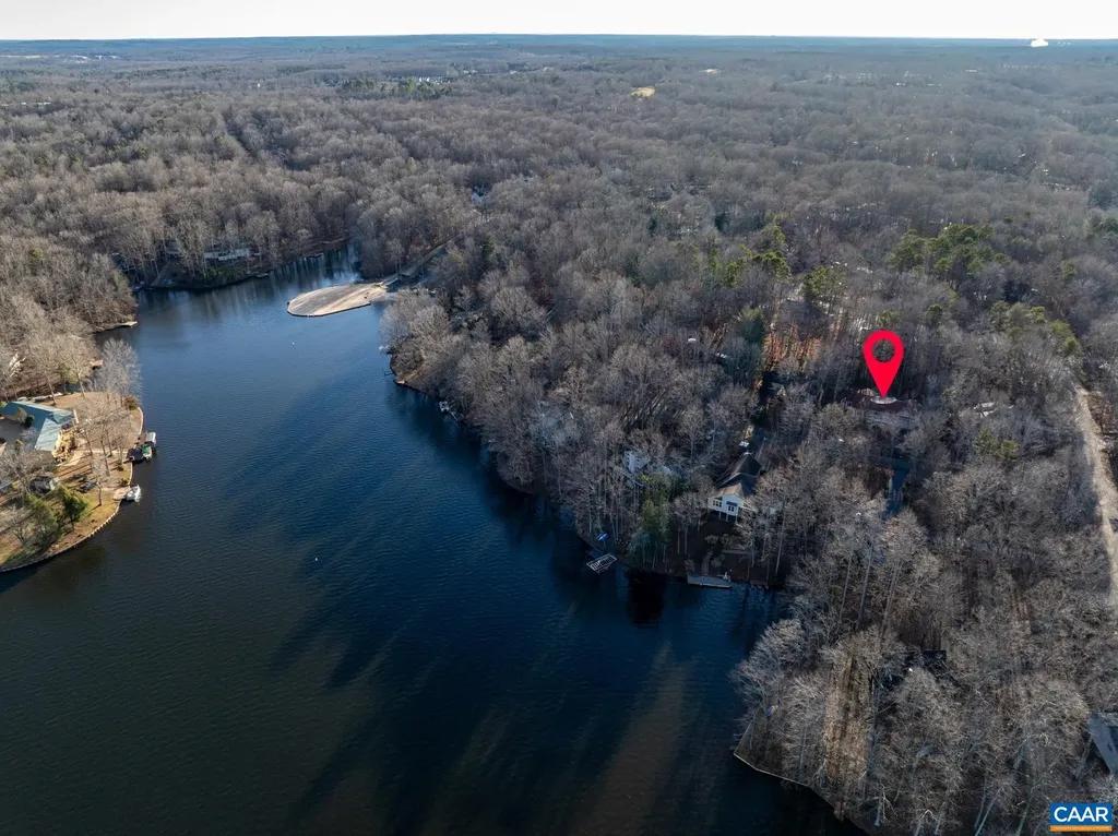 12 Whippoorwill Lane Palmyra VA 22963