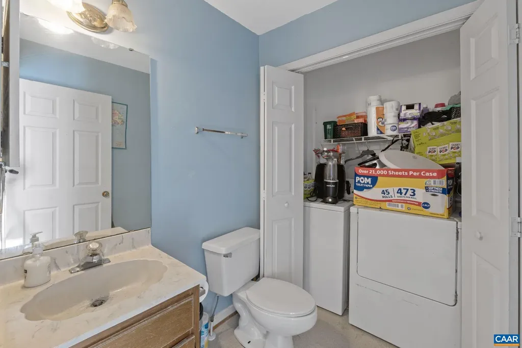2319 Finch Court Charlottesville VA 22911