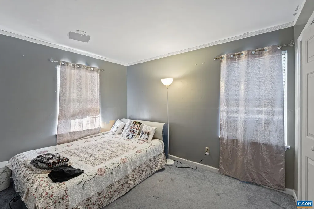 2319 Finch Court Charlottesville VA 22911
