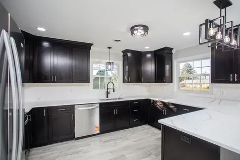 12 Essex Road Grottoes VA 24441