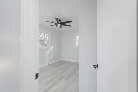 12 Essex Road Grottoes VA 24441