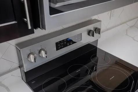 12 Essex Road Grottoes VA 24441