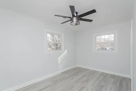 12 Essex Road Grottoes VA 24441