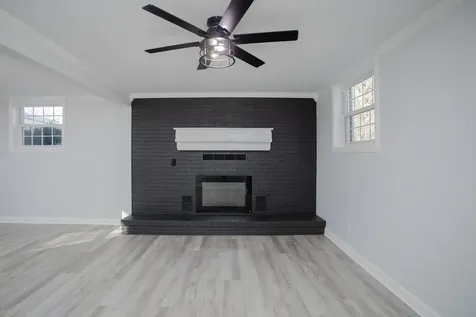 12 Essex Road Grottoes VA 24441