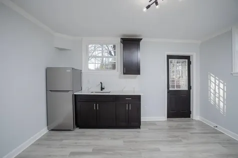 12 Essex Road Grottoes VA 24441