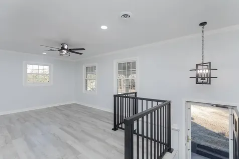 12 Essex Road Grottoes VA 24441