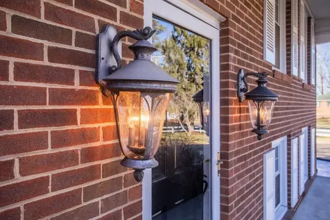 12 Essex Road Grottoes VA 24441