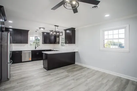 12 Essex Road Grottoes VA 24441