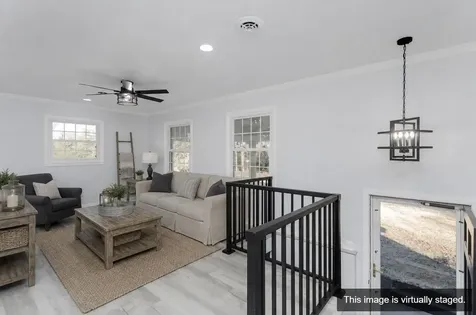 12 Essex Road Grottoes VA 24441