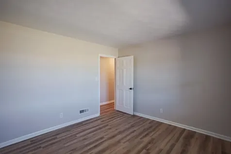2834 Brownsburg Turnpike Raphine VA 24472
