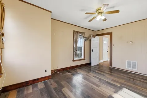 10997 Senedo Road Mt Jackson VA 22842