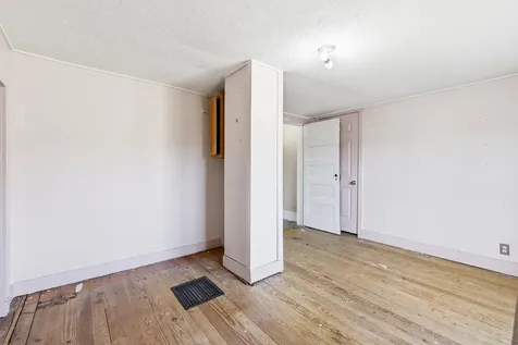 10997 Senedo Road Mt Jackson VA 22842