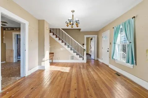 10997 Senedo Road Mt Jackson VA 22842