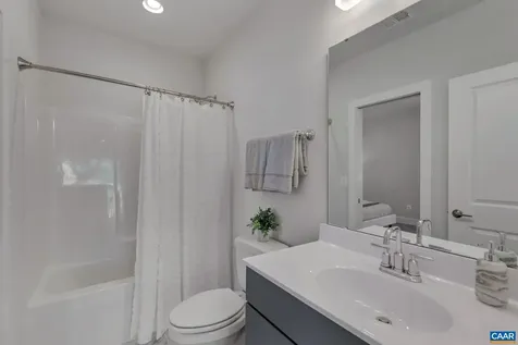 46 Wardell Crest Charlottesville VA 22902