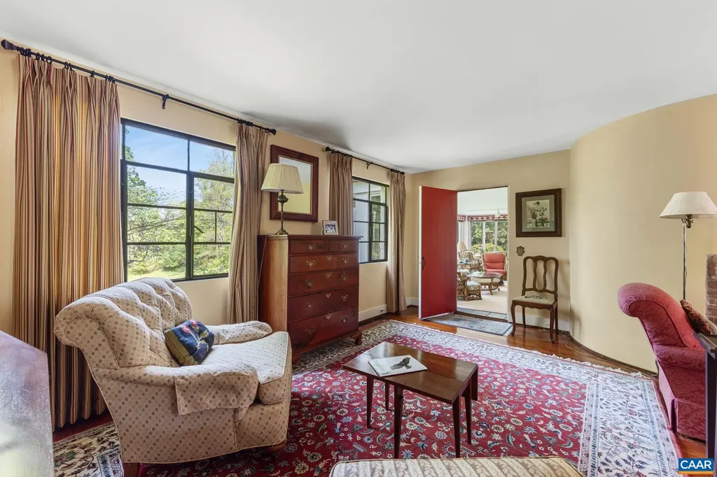 10127 Little Skyline Drive Orange VA 22960