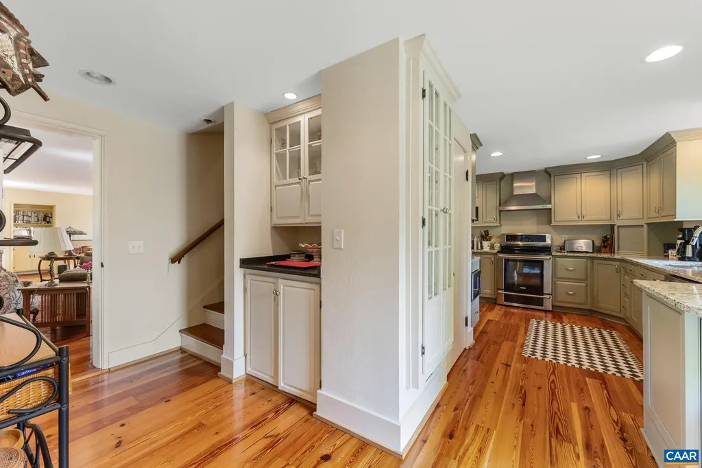 10127 Little Skyline Drive Orange VA 22960