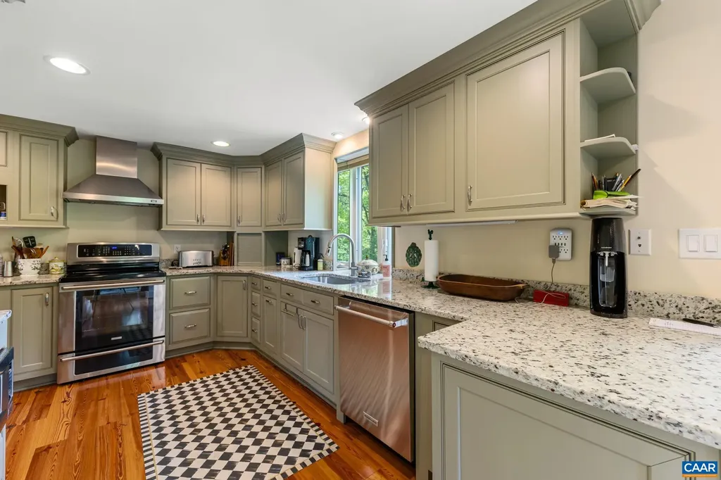 10127 Little Skyline Drive Orange VA 22960