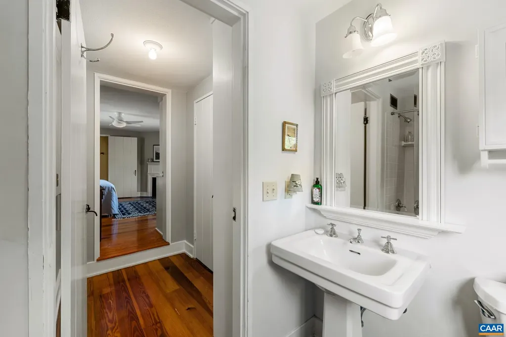 10127 Little Skyline Drive Orange VA 22960