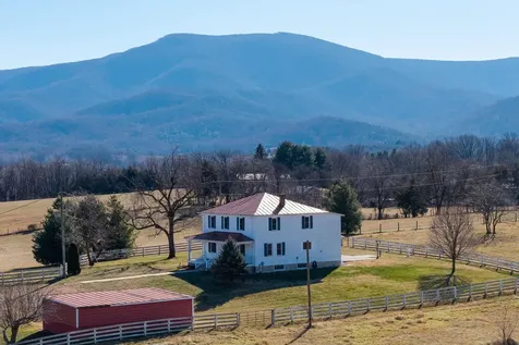 467 Vista View Road Stanley VA 22851